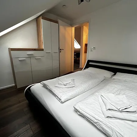 Moderne Fuer Familien Im Dachgeschoss *