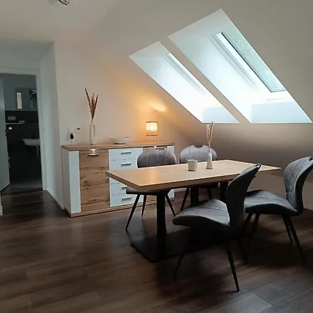 Moderne Fuer Familien Im Dachgeschoss Апартаменты